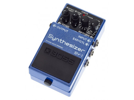 BOSS SY 1 SYNTHESIZER